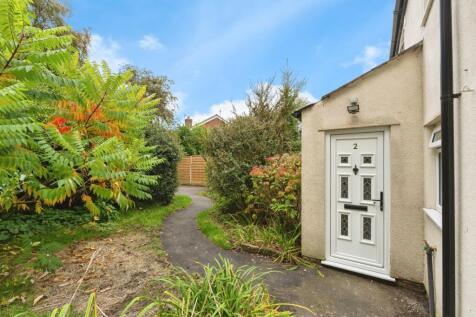 2 bedroom semi-detached house for sale