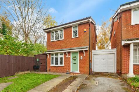 2 bedroom detached house for sale