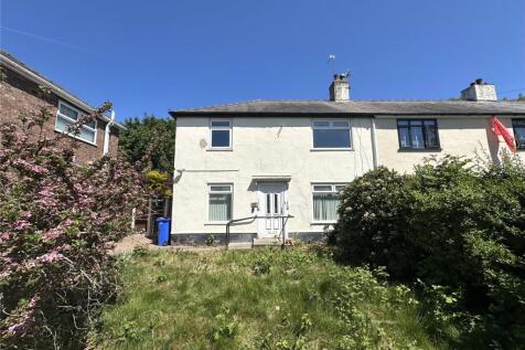 4 bedroom end of terrace house for sale