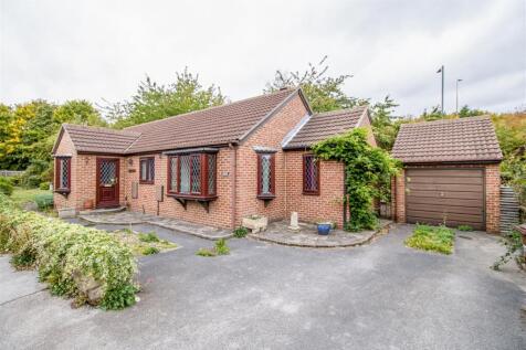 2 bedroom semi-detached bungalow for sale