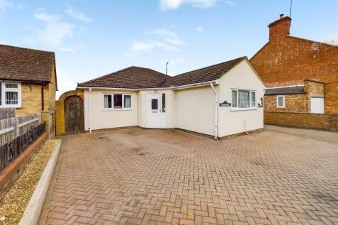 3 bedroom bungalow for sale