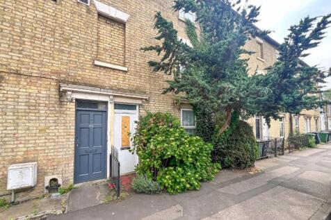 Eastfield Road, Peterborough PE1 3 bed house for sale