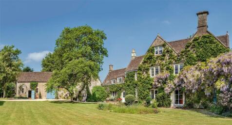 5 bedroom detached house for sale