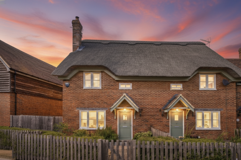 Breakfast Field, Milton Keynes MK17 3 bed cottage for sale