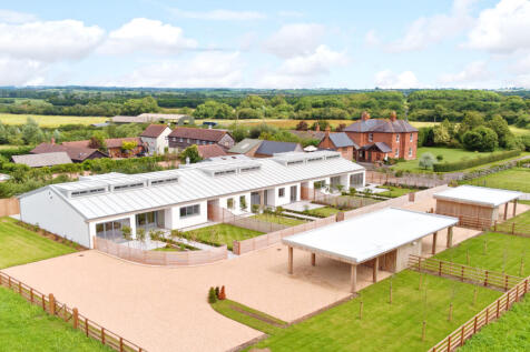 Hogshaw, Milton Keynes MK18 5 bed barn conversion for sale