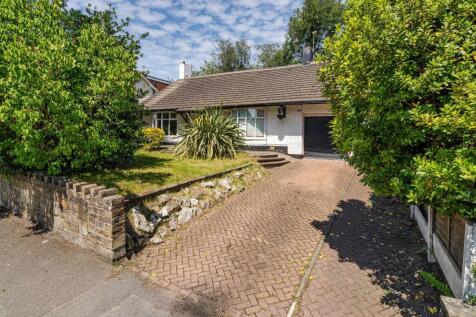 Park Road, Westhoughton, Bolton... 3 bed bungalow for sale