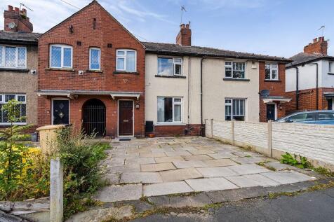 Knutshaw Crescent, Bolton... 3 bed semi