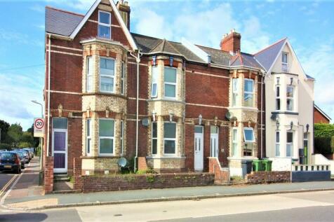 5 bedroom terraced house for sale