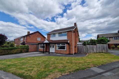 Oak Tree Close, Crewe 4 bed detached house for sale
