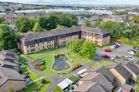 Springbank Gardens, Falkirk... 2 bed flat for sale