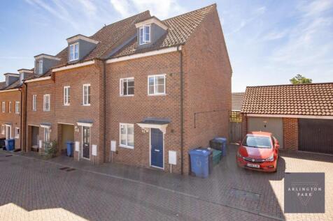 4 bedroom semi-detached house for sale