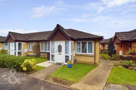 2 bedroom semi-detached bungalow for sale