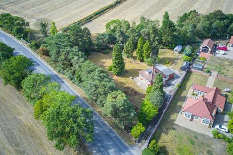 Great North Road, Scrooby, Doncaster... 4 bed bungalow for sale