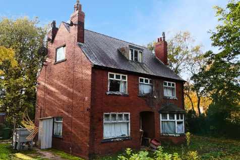 Airedale Drive, Castleford WF10 7 bed detached house for sale