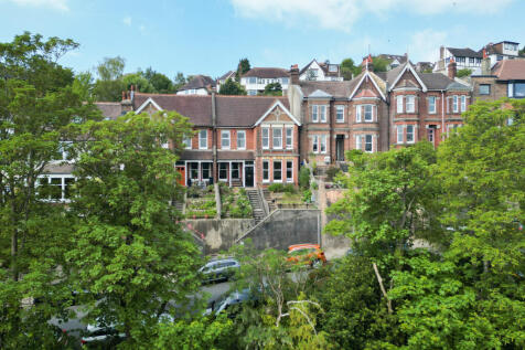 Woodside Avenue, Brighton, BN1 3 bed terraced house for sale