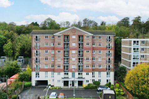 London Road, Brighton, BN1 2 bed flat for sale