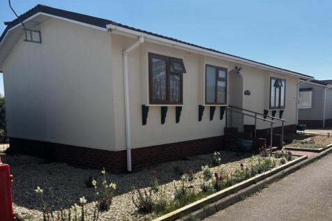Lodge Road, Cranfield 2 bed mobile home for sale