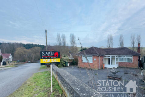 2 bedroom detached bungalow for sale