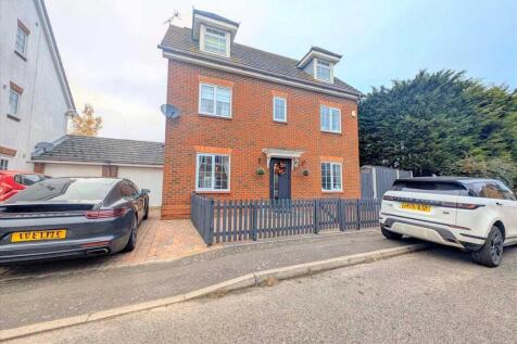 Thorrington CO7 6 bed detached house for sale