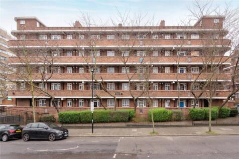 Congreve House, Matthias Road, N16 3 bed apartment for sale