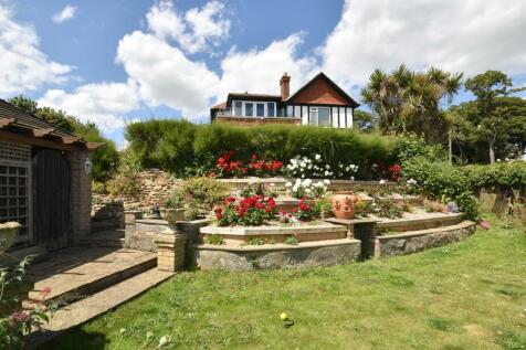 Brook Lane, Felixstowe, Suffolk, IP11 5 bed detached house for sale