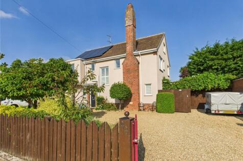 St. Georges Road, Felixstowe... 4 bed detached house for sale