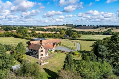 Eudon George, Bridgnorth, Shropshire... 5 bed detached house for sale