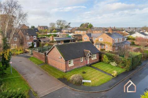 2 bedroom detached bungalow for sale