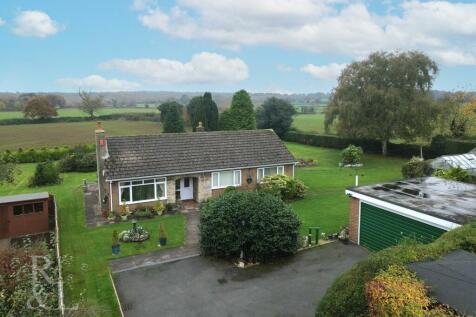 Burton Road, Overseal, Swadlincote... 3 bed detached bungalow for sale