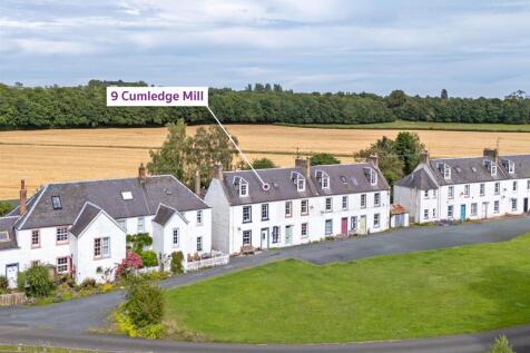 4 bedroom end of terrace house for sale