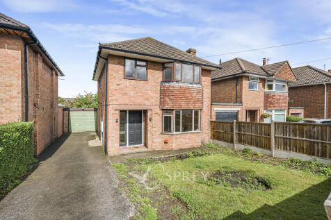 Wicklow Avenue, Melton Mowbray LE13 3 bed detached house for sale
