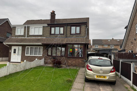 Mersey Close, Hindley Green, WN2 3 bed semi