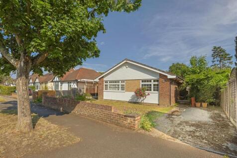 2 bedroom detached bungalow for sale