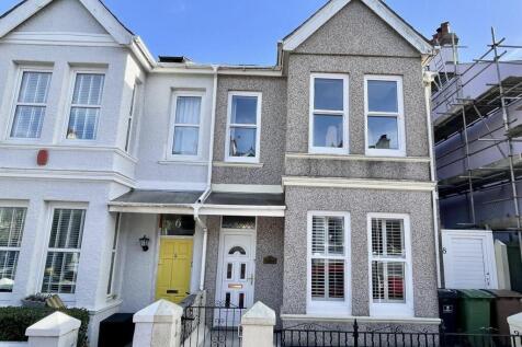 Fairfield Avenue, Plymouth PL2 2 bed semi