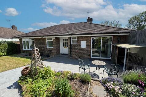 2 bedroom detached house for sale