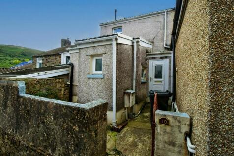 3 bedroom block of apartments for sale
