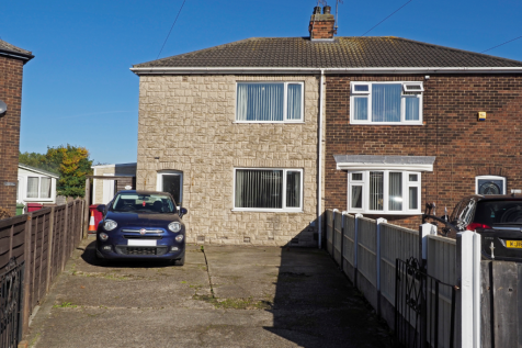 2 bedroom semi-detached house for sale