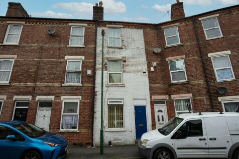 4 bedroom terraced house for sale