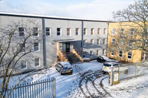 Hempstalls Lane, Newcastle ST5 9 bed flat for sale