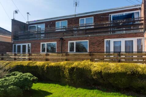 Briton Court, Spalding PE11 4 bed flat for sale