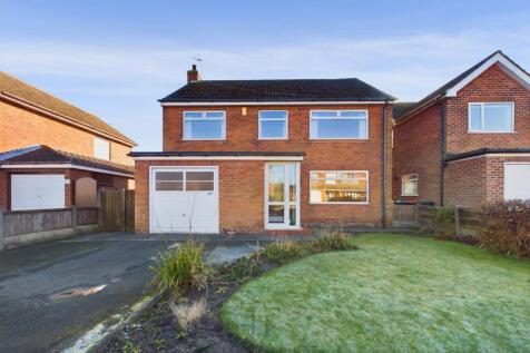 Fairways, Cheshire WA6 4 bed detached house for sale