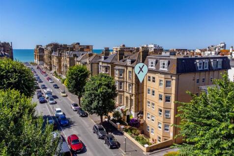 Fourth Avenue, Hove 2 bed apartment for sale