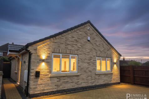 3 bedroom detached bungalow for sale