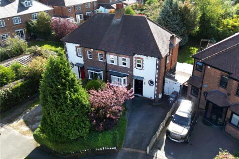 3 bedroom semi-detached house for sale