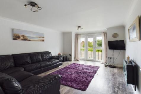 Sun Gardens, Thornaby... 3 bed apartment for sale