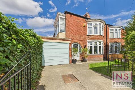 Melrose Avenue, Linthorpe... 3 bed semi
