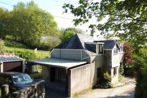 Tavistock, Devon 3 bed detached house for sale