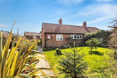 Cubitts Close, Bintree, Dereham... 2 bed bungalow for sale