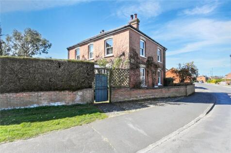 Folly Road, Wymondham, Norfolk, NR18 3 bed detached house for sale