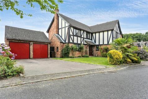 Broadland Drive, Thorpe End, Norwich... 5 bed detached house for sale